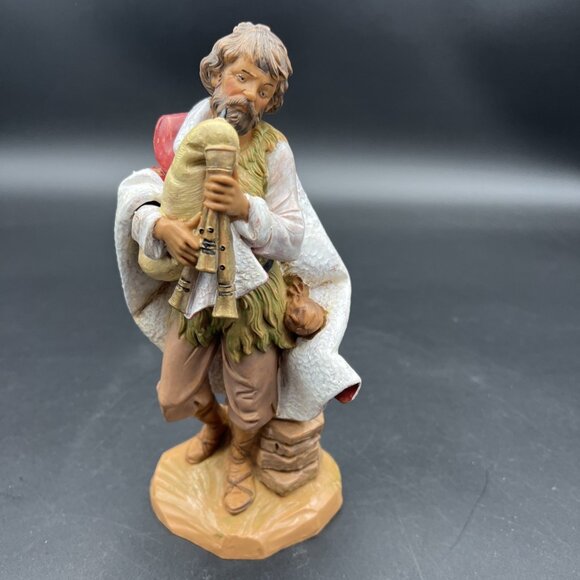 Fontanini Nativity Collection 7.5" Bagpiper Josiah w/ Box - Picture 2 of 15